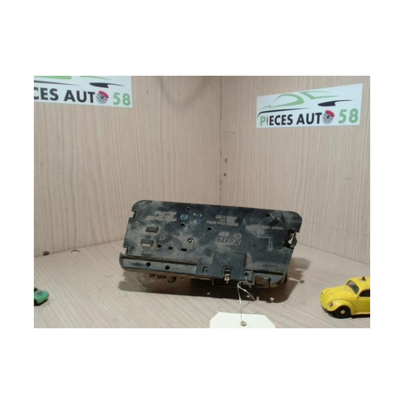 Platine feu arriere gauche TOYOTA  d’occasion