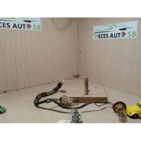 Platine feu arriere droit TOYOTA RAV4 2 PHASE 1 d’occasion