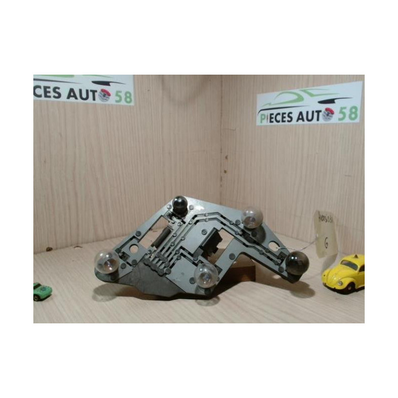 Platine feu arriere gauche TOYOTA AVENSIS 1 PHASE 1 d’occasion