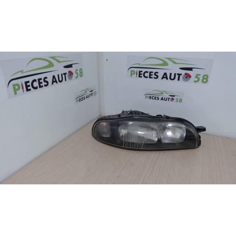 Optique avant principal droit (feux)(phare) FIAT  d’occasion