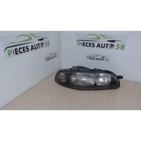 Optique avant principal droit (feux)(phare) FIAT  d’occasion