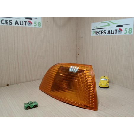 Optique avant secondaire droit (feux)(clignotant) FIAT  d’occasion