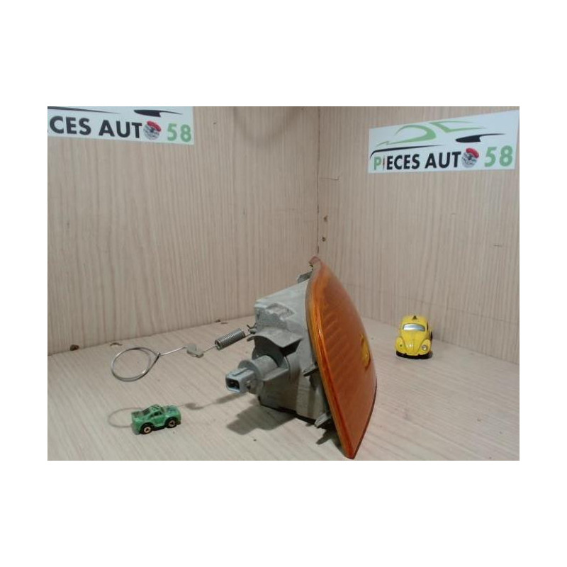 Optique avant secondaire droit (feux)(clignotant) FIAT  d’occasion