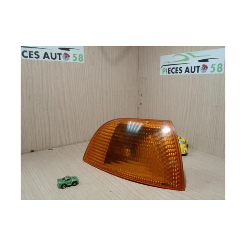 Optique avant secondaire droit (feux)(clignotant) FIAT  d’occasion