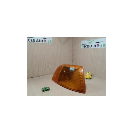 Optique avant secondaire droit (feux)(clignotant) FIAT  d’occasion