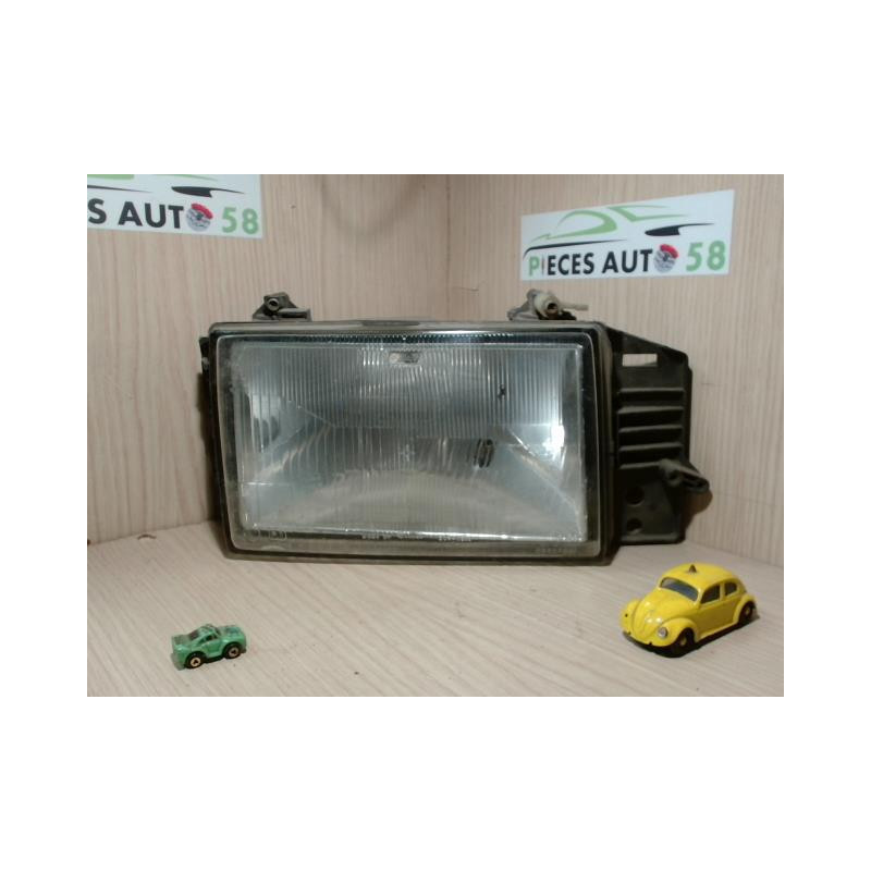 Optique avant principal droit (feux)(phare) FIAT  d’occasion