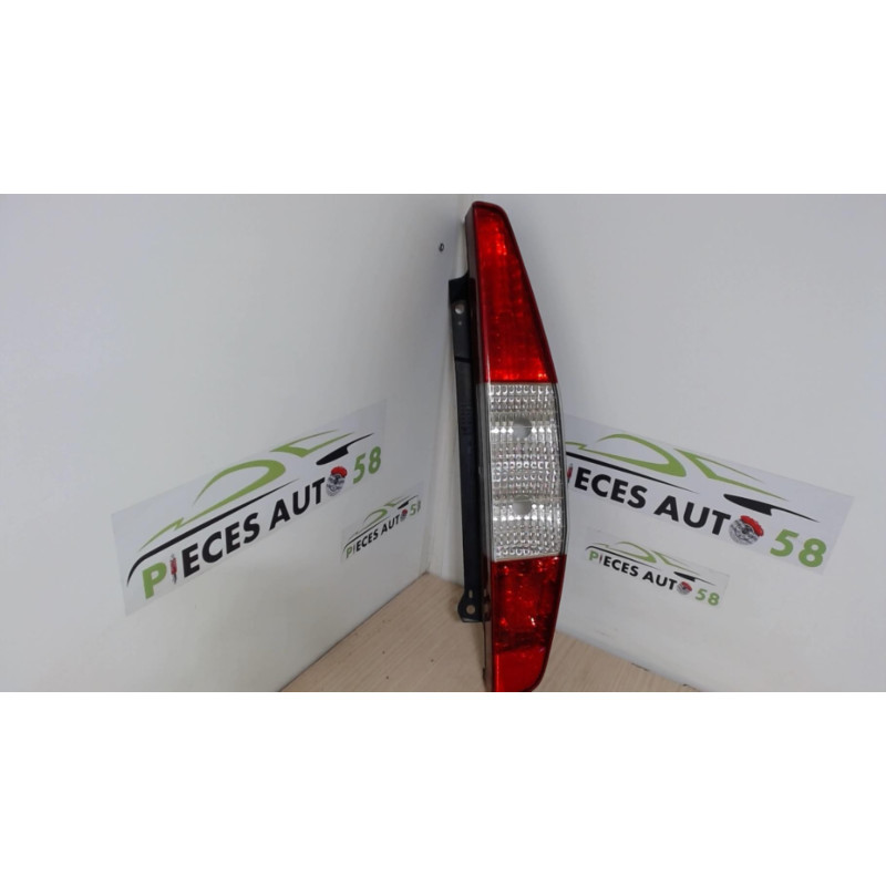 Feu arriere principal droit (feux) FIAT DOBLO 1 PHASE 1 d’occasion