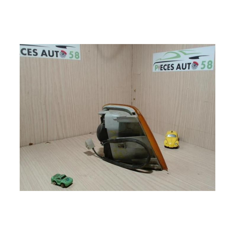 Optique avant secondaire gauche (feux)(clignotant) FIAT  d’occasion
