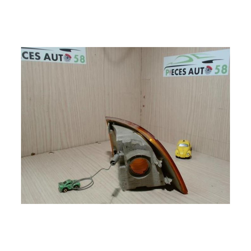 Optique avant secondaire droit (feux)(clignotant) FIAT  d’occasion