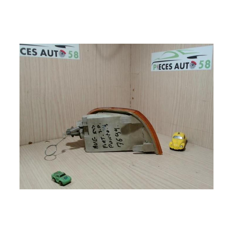 Optique avant secondaire gauche (feux)(clignotant) FIAT  d’occasion