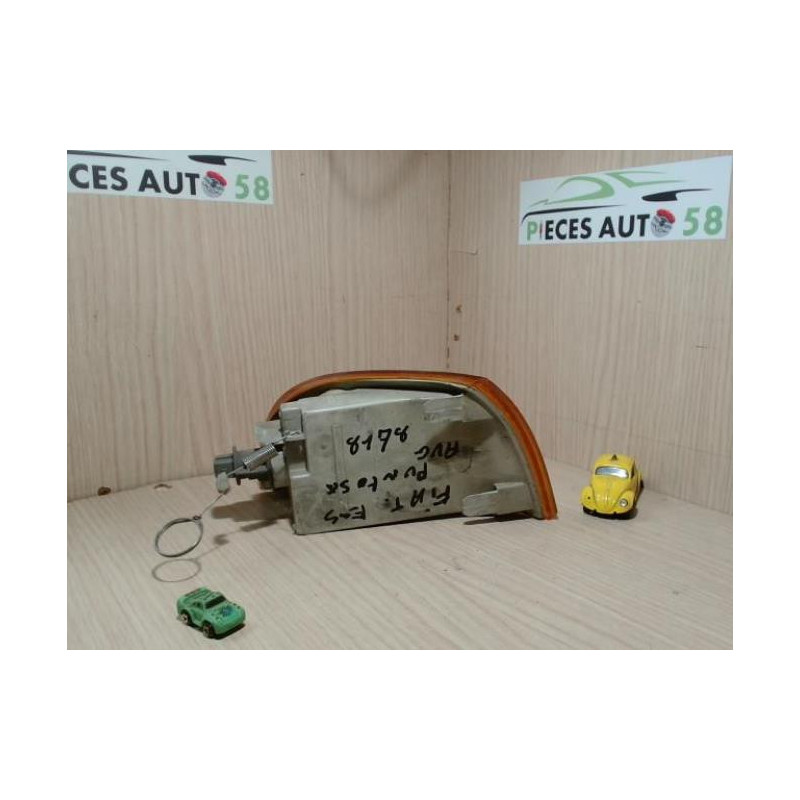 Optique avant secondaire gauche (feux)(clignotant) FIAT  d’occasion