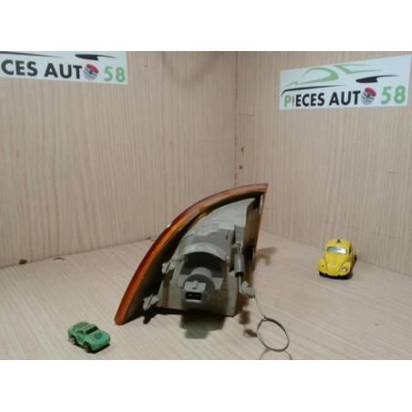 Optique avant secondaire gauche (feux)(clignotant) FIAT  d’occasion