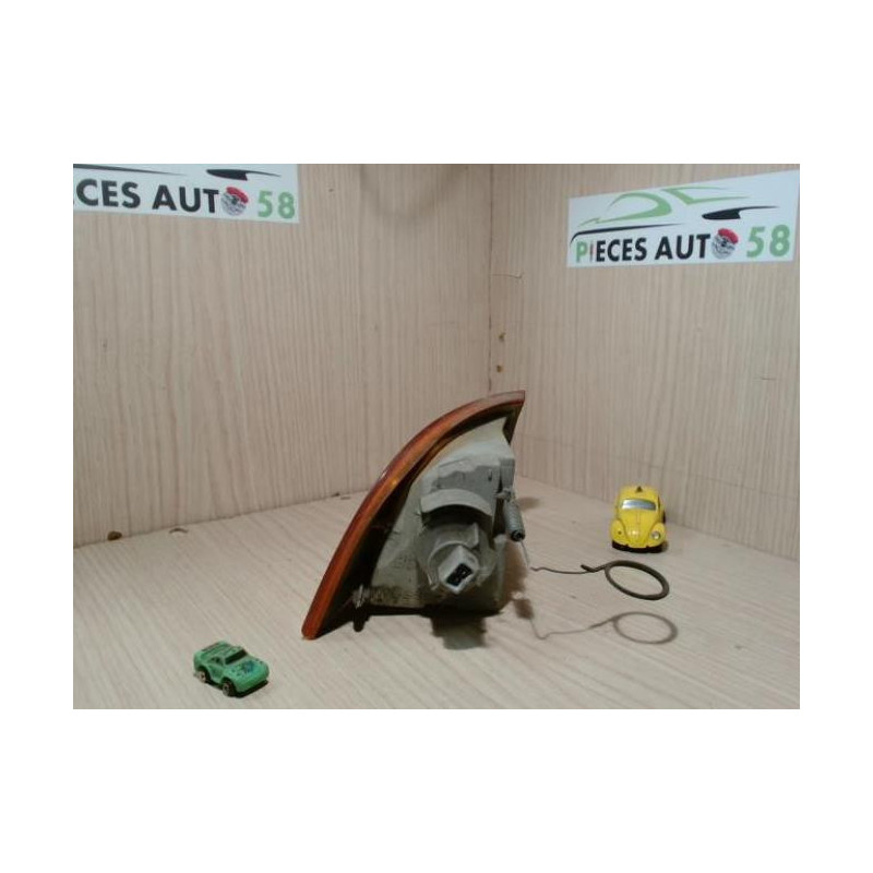 Optique avant secondaire gauche (feux)(clignotant) FIAT  d’occasion