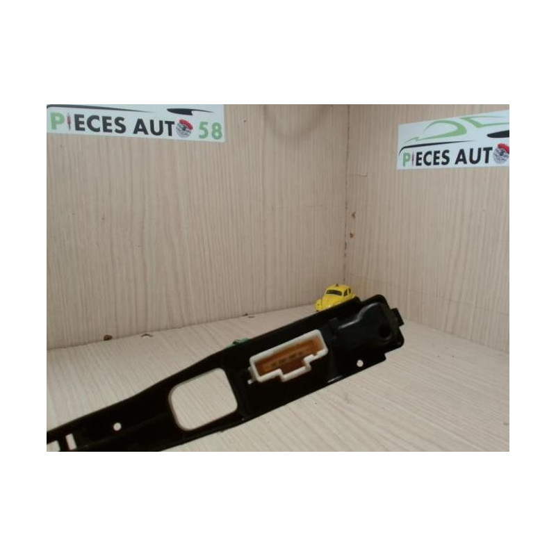 Platine feu arriere droit CITROEN C5 1 PHASE 2 d’occasion