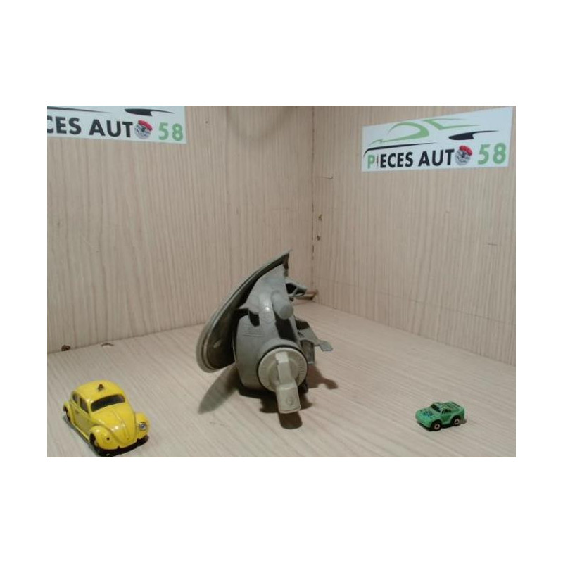 Optique avant secondaire gauche (feux)(clignotant) RENAULT  d’occasion