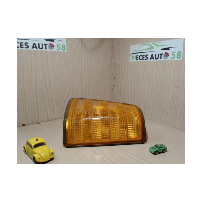 Optique avant secondaire gauche (feux)(clignotant) MERCEDES  d’occasion
