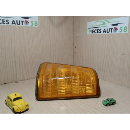Optique avant secondaire gauche (feux)(clignotant) MERCEDES  d’occasion