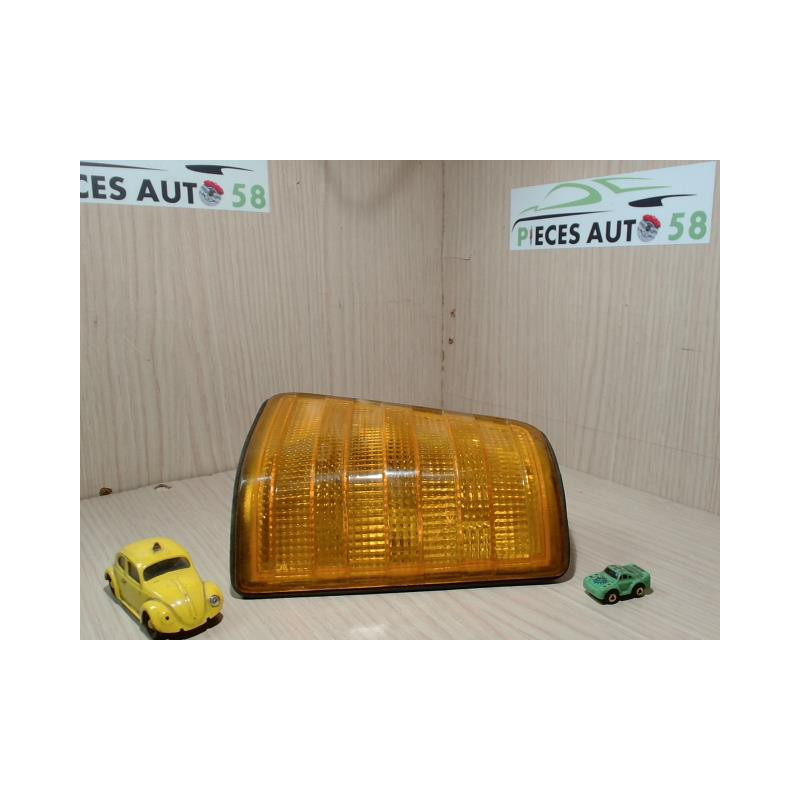 Optique avant secondaire droit (feux)(clignotant) MERCEDES  d’occasion