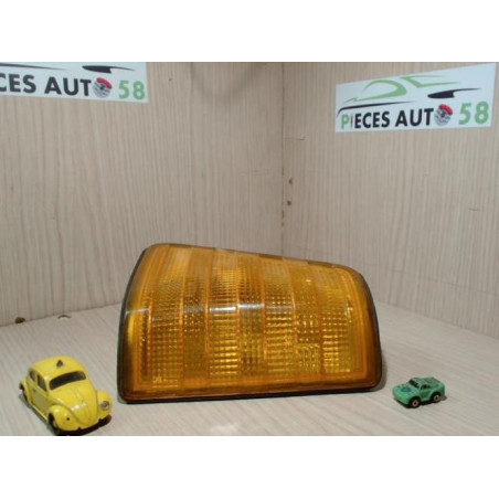 Optique avant secondaire droit (feux)(clignotant) MERCEDES  d’occasion