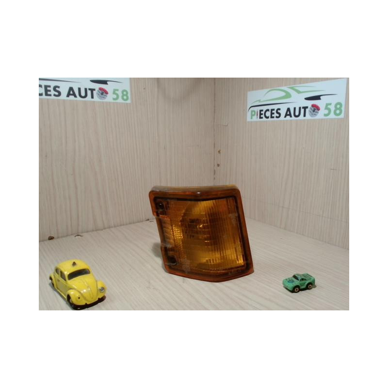Optique avant secondaire gauche (feux)(clignotant) VOLKSWAGEN  d’occasion