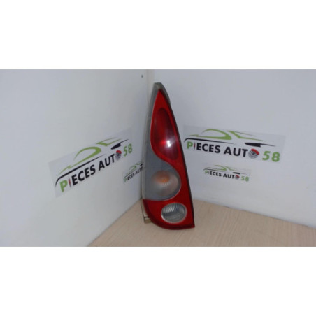 Feu arriere principal gauche (feux) TOYOTA YARIS VERSO PHASE 1 d’occasion