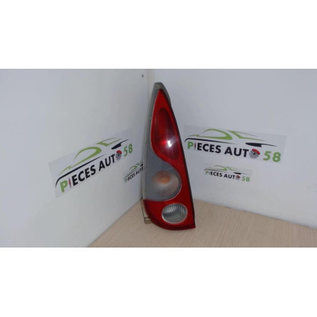 Feu arriere principal gauche (feux) TOYOTA YARIS VERSO PHASE 1 d’occasion