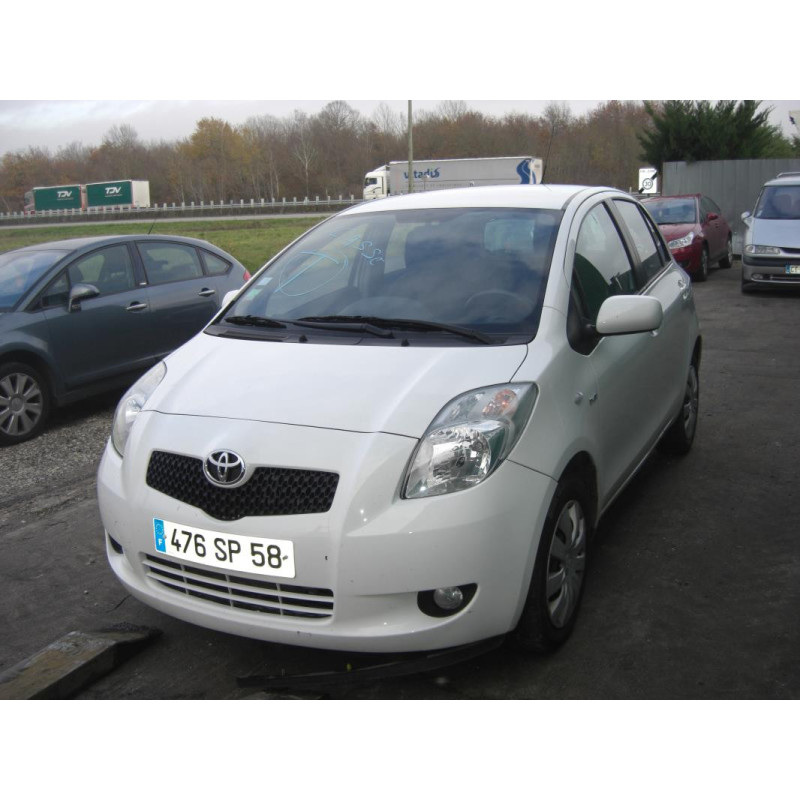 Feu arriere principal droit (feux) TOYOTA YARIS 2 PHASE 1 d’occasion