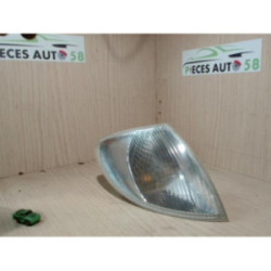 Optique avant secondaire droit (feux)(clignotant) RENAULT  d’occasion