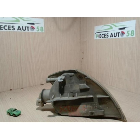Optique avant secondaire gauche (feux)(clignotant) RENAULT SCENIC 1 PHASE 1 d’occasion