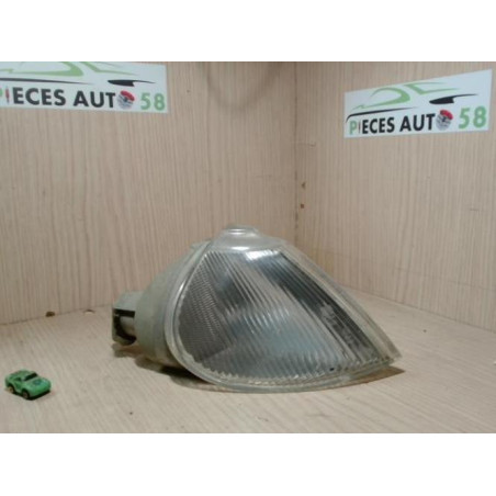 Optique avant secondaire gauche (feux)(clignotant) RENAULT  d’occasion