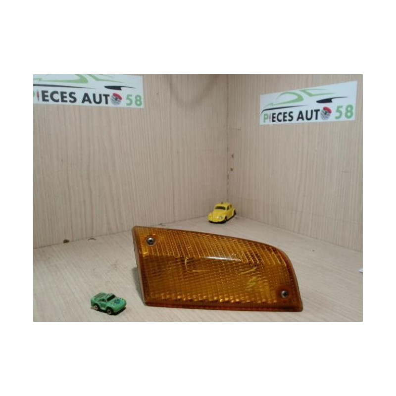 Optique avant secondaire gauche (feux)(clignotant) BMW  d’occasion