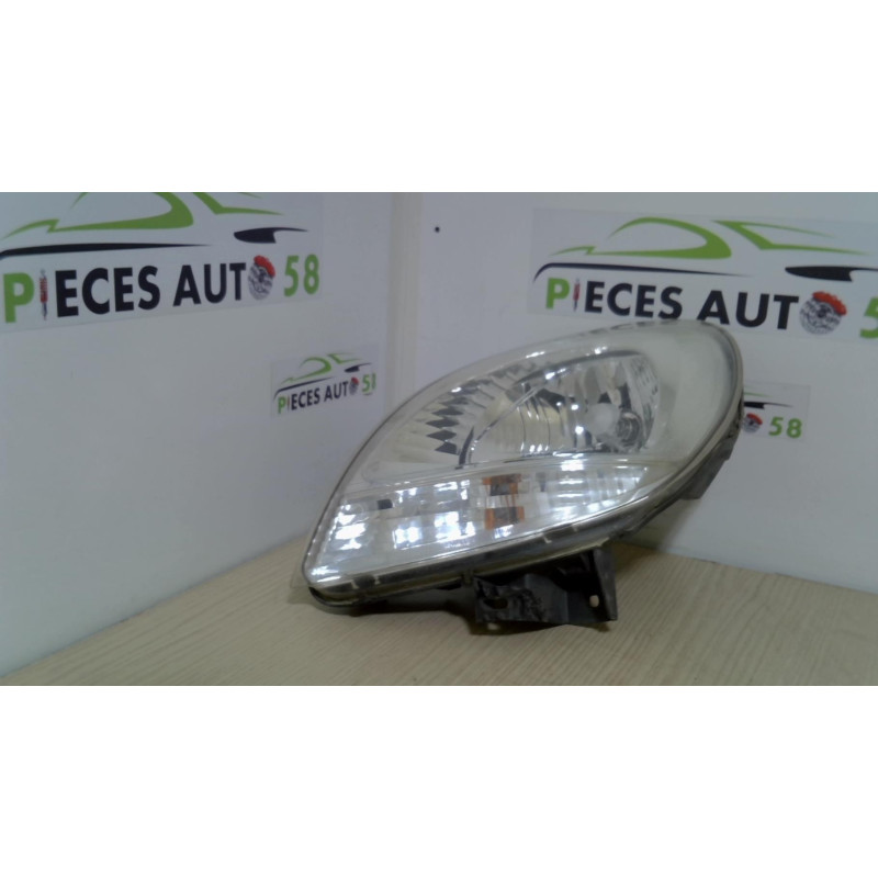 Optique avant principal gauche (feux)(phare) RENAULT KANGOO 1 PHASE 2 d’occasion