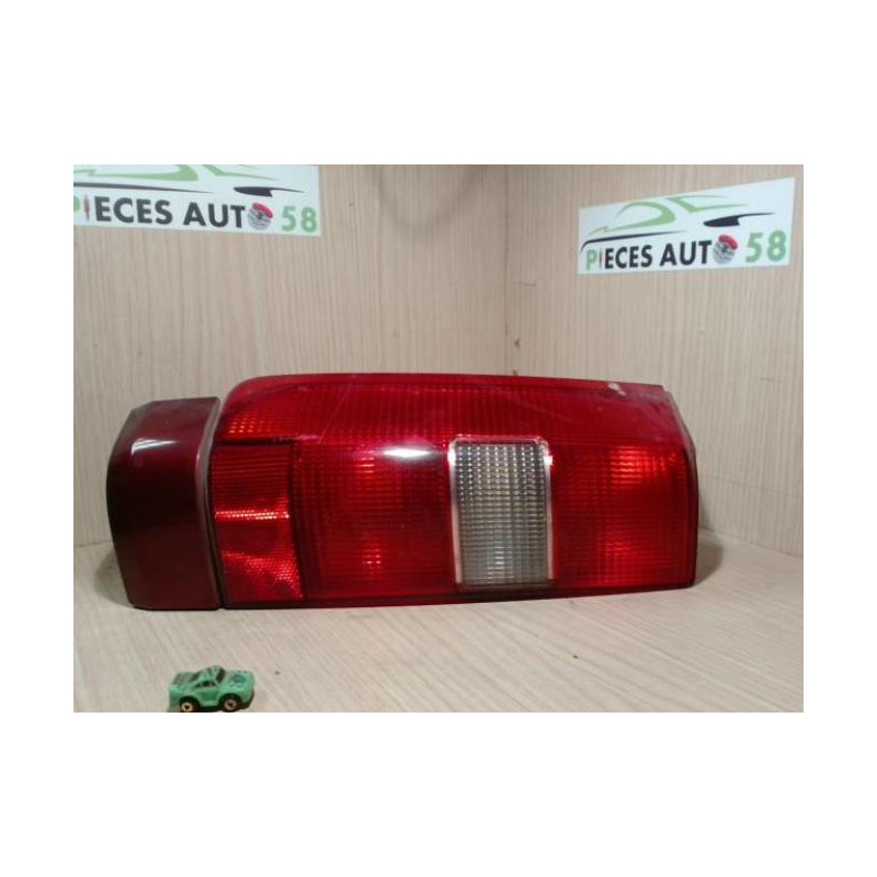 Feu arriere principal gauche (feux) VOLVO 850 PHASE 2 BREAK d’occasion