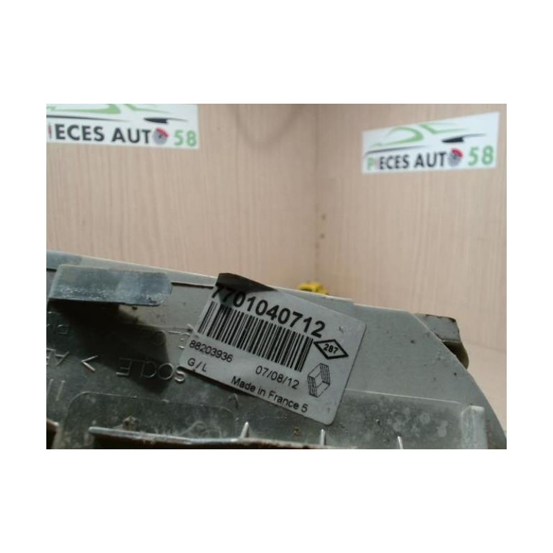 Optique avant secondaire gauche (feux)(clignotant) RENAULT  d’occasion