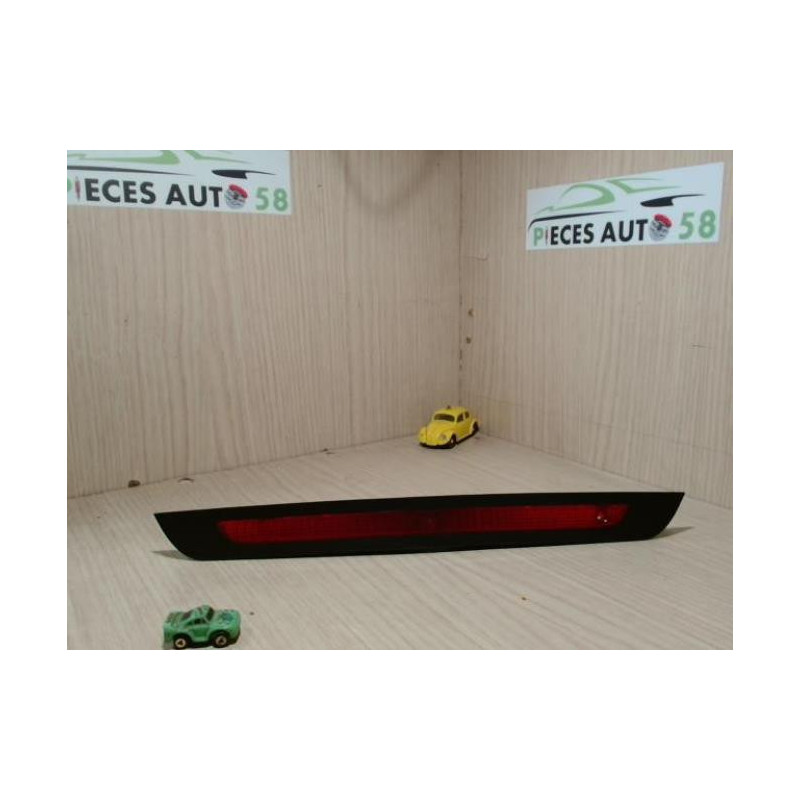 Feu arriere stop central CITROEN C3 1 PHASE 1 d’occasion