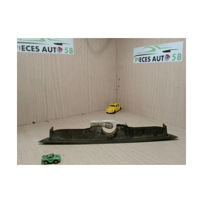 Feu arriere stop central CITROEN C3 1 PHASE 1 d’occasion