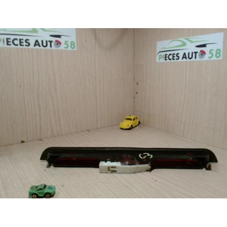Feu arriere stop central CITROEN C3 1 PHASE 1 d’occasion