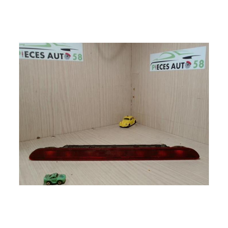 Feu arriere stop central CITROEN BERLINGO 1 PHASE 1 d’occasion