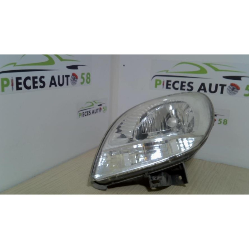 Optique avant principal gauche (feux)(phare) RENAULT KANGOO 1 PHASE 2 d’occasion