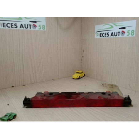Feu arriere stop central PEUGEOT 407 PHASE 1 d’occasion