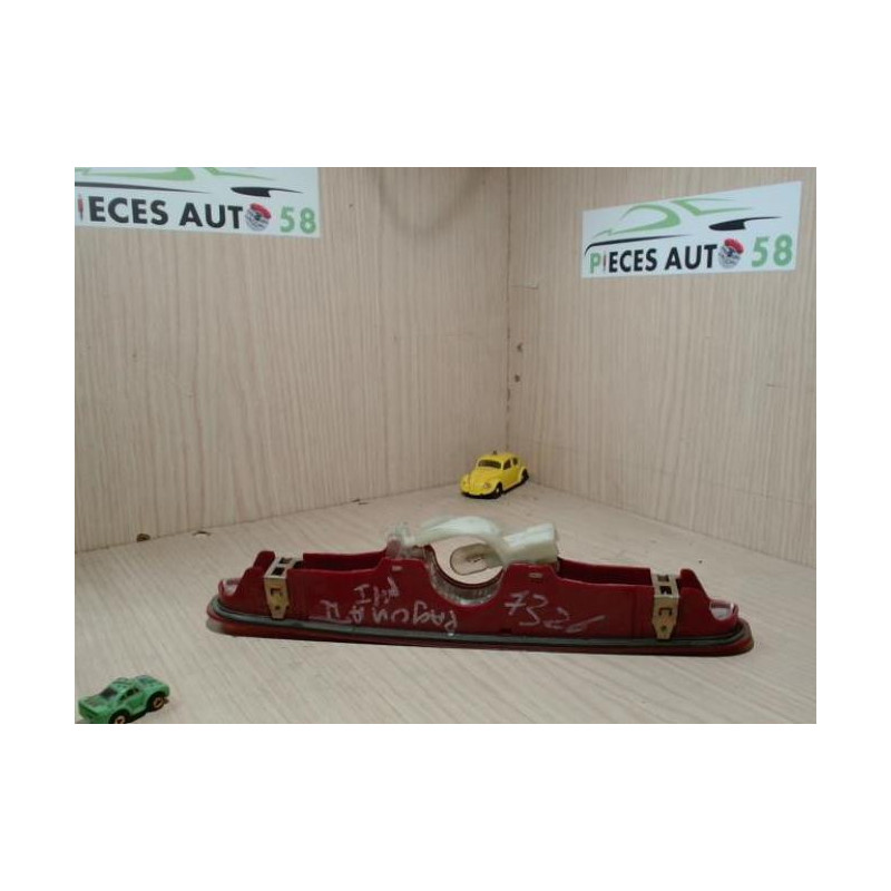 Feu arriere stop central RENAULT LAGUNA 2 PHASE 1 d’occasion