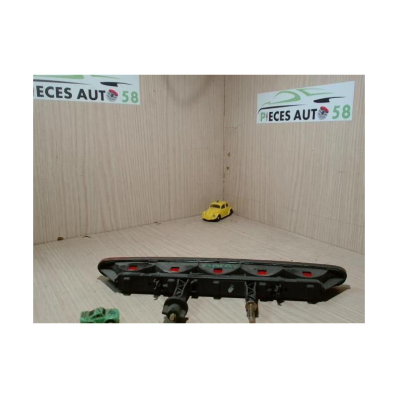 Feu arriere stop central CITROEN  d’occasion