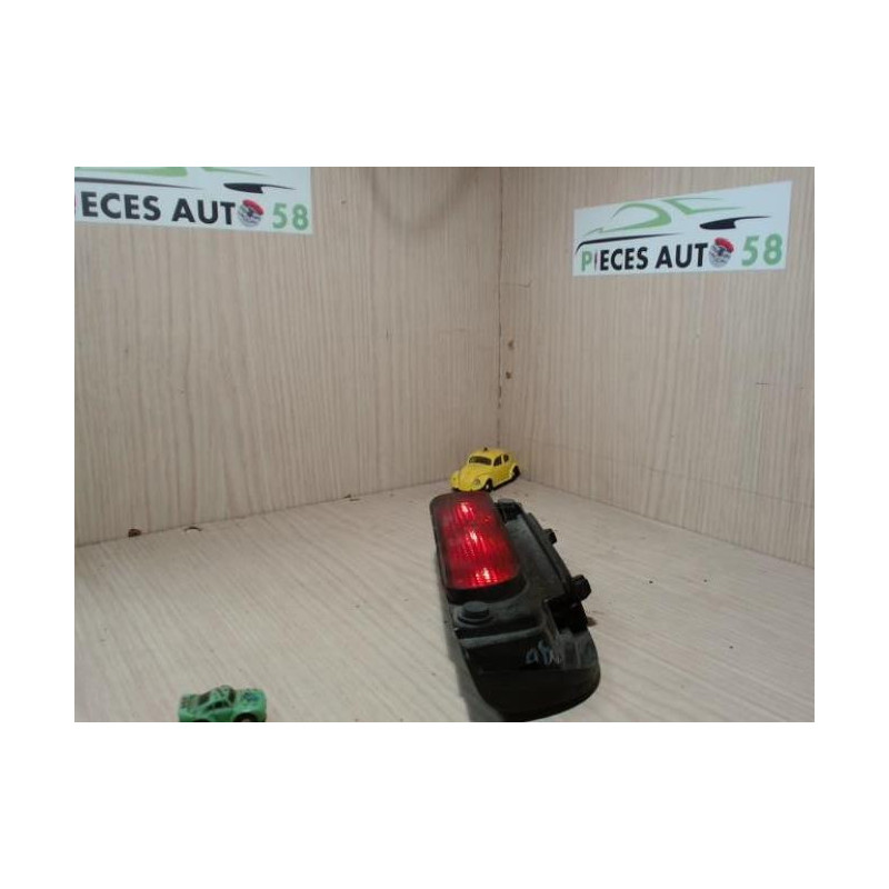 Feu arriere stop central CITROEN BERLINGO 1 PHASE 2 d’occasion