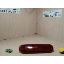 Feu arriere stop central RENAULT  d’occasion