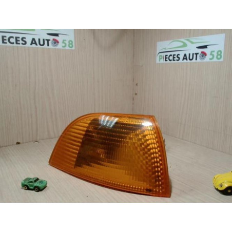 Repetiteur clignotant avant droit  (Feux) FIAT  d’occasion