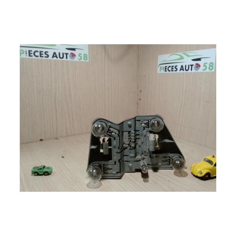 Platine feu arriere droit ROVER  d’occasion