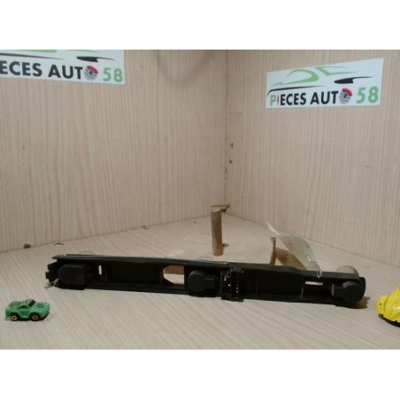 Platine feu arriere droit RENAULT  d’occasion