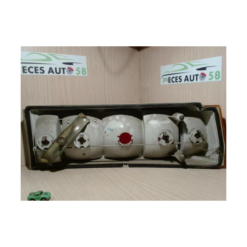 Feu arriere principal gauche (feux) VOLVO  d’occasion