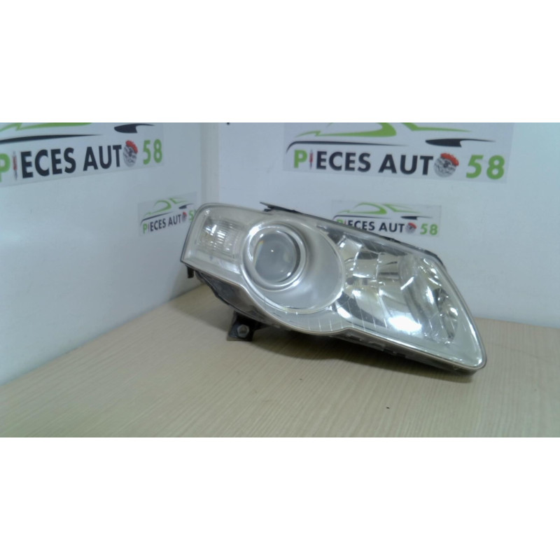 Optique avant principal droit (feux)(phare) VOLKSWAGEN  d’occasion