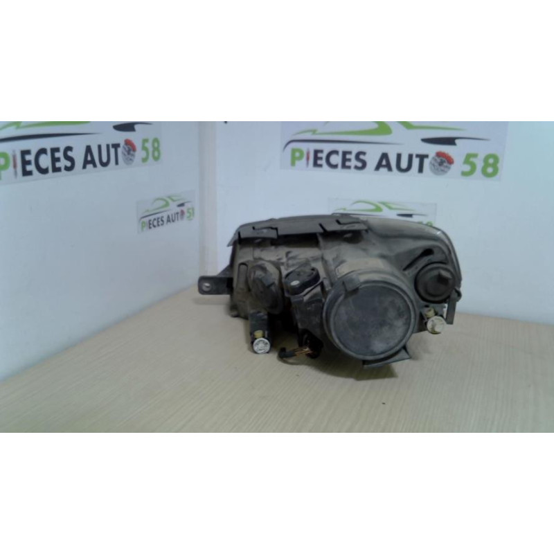 Optique avant principal droit (feux)(phare) VOLKSWAGEN  d’occasion